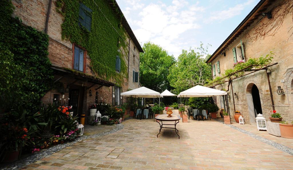 Azienda Agricola Palazzo Manzoni San Zaccaria Exterior photo